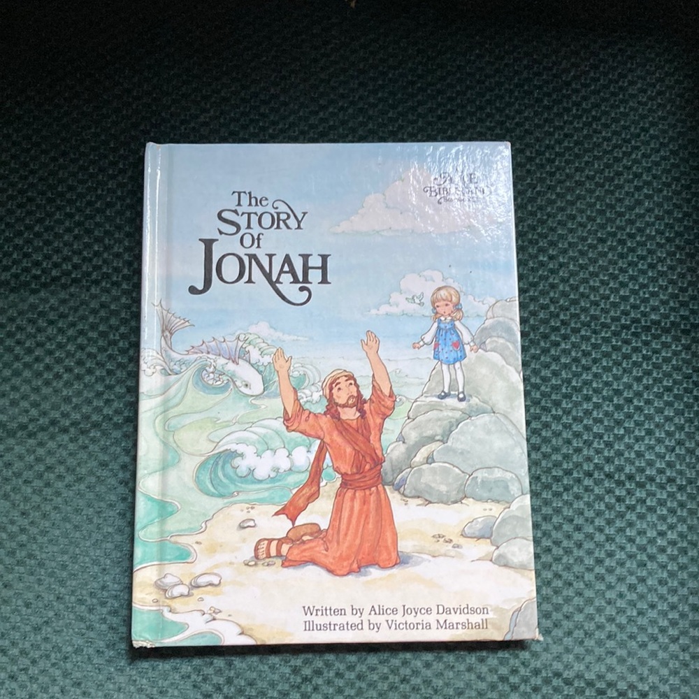 The story of Jonah an Alice in Bible in story book